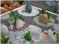 Сад камней в миниатюре.