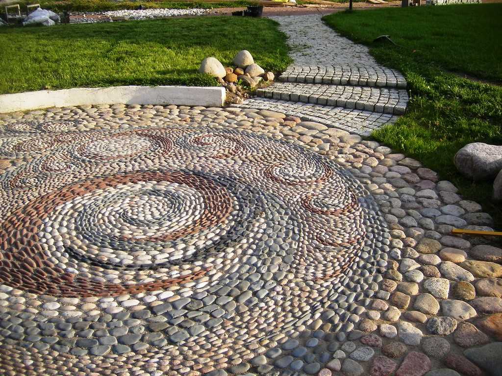 мозаика из натуральных камней